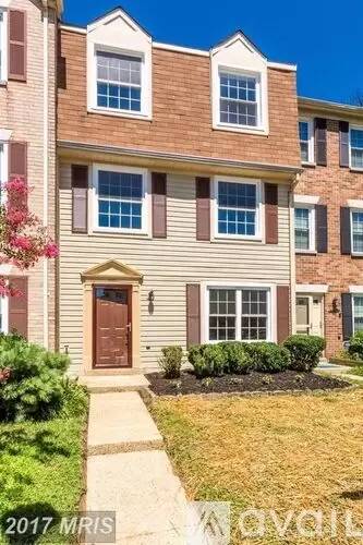 Main picture of 6927 Storch Cir