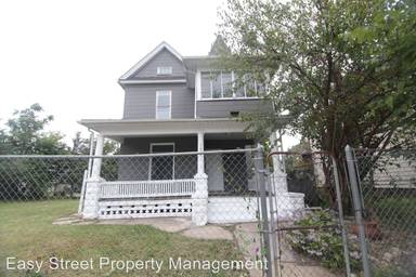 Main picture of 1004 15th St