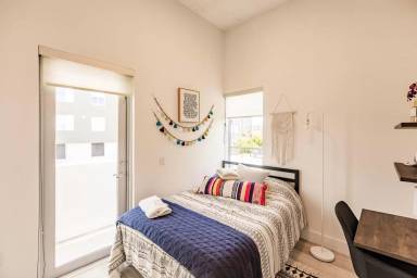 Main picture of 121 NW 7th Ave