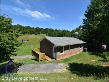 Main picture of 1204 Skelton Bluff Rd