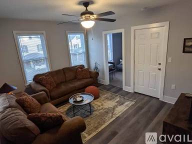 Main picture of 57 Stephan St