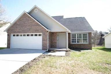 Main picture of 746 Colony Village Way