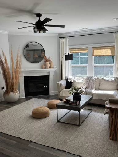 Main picture of 636 Cormiche Ln