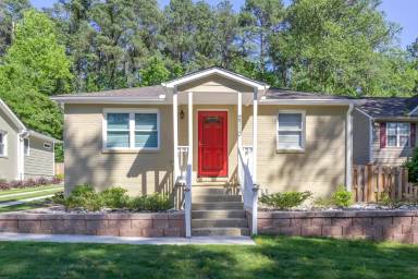 Main picture of 2710 Broad St