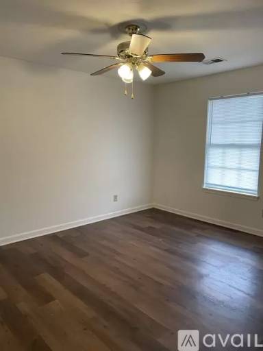 Main picture of 208 Treva Ct