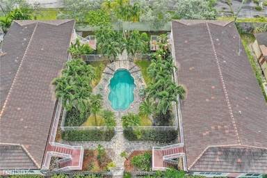 Main picture of 1424 Holly Heights Dr