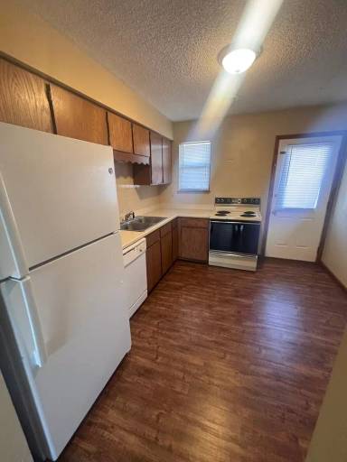 Main picture of 1813 E 33rd St