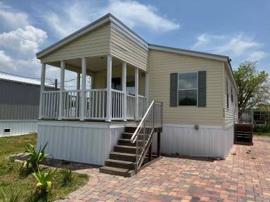 Main picture of 3018 Bayberry Ave