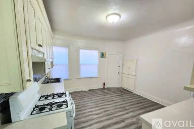 Main picture of 1732 7th Ave