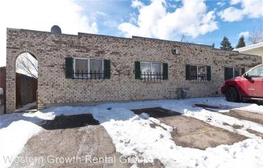 Main picture of 3673 Michigan Ave