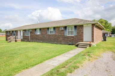 Main picture of 120 Tandy Dr