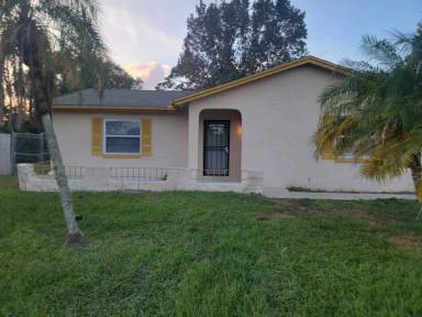 Main picture of 126 Zacalo Way