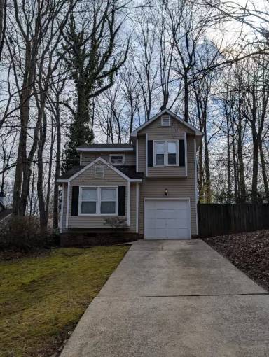 Main picture of 4 Brookshire Ct