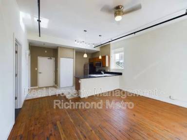 Main picture of 15 N 18th St