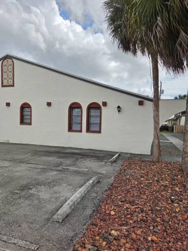 Main picture of 1214 SE 8th St