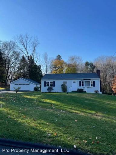 Main picture of 14 Highland Park Dr