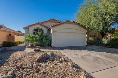 Main picture of 1125 W Macaw Dr