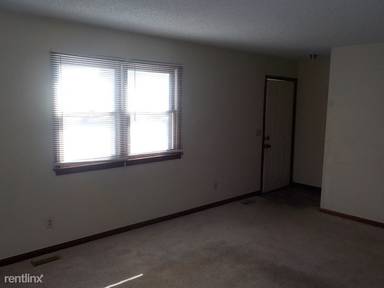 Main picture of 1010 Parkside Ln