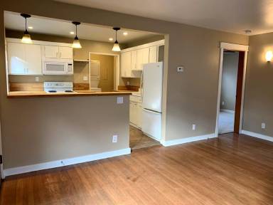 Main picture of 2906 39th Ave SW