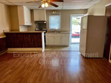 Main picture of 103 Winterlochen Dr