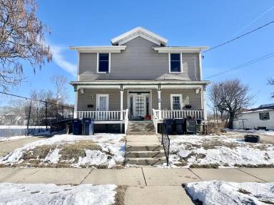 Main picture of 418 Caroline St