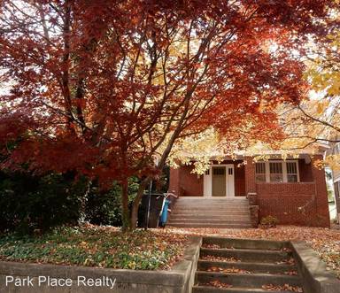 Main picture of 1506 Maple Ave SW