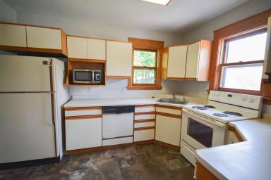 Main picture of 538 14th Ave SW