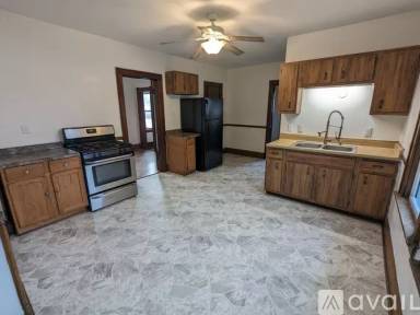Main picture of 3866 E Barnard Ave