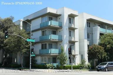 Main picture of 160 S Hudson Ave