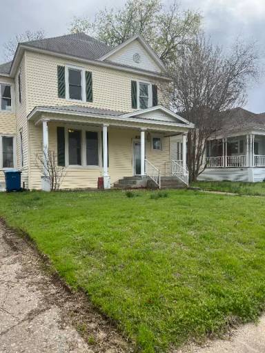 Main picture of 1018 W Sears St