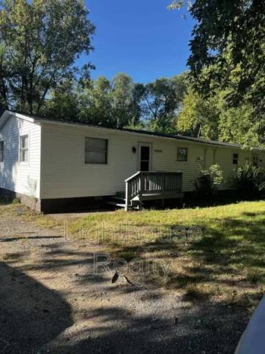 Main picture of 33 McKinley Ave