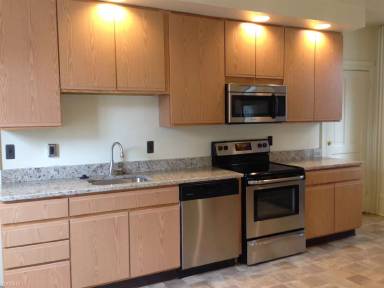 Main picture of 516 S Division St