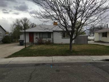 Main picture of 1370 N 18th St