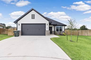 Main picture of 1003 Granite Ct