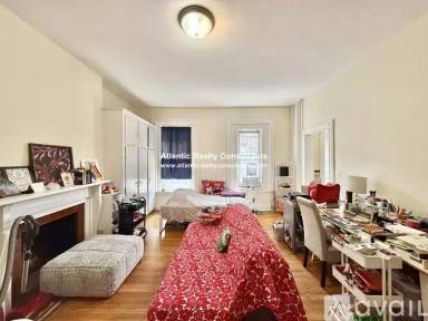 Main picture of 337 Beacon St