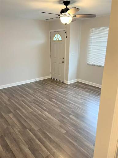 Main picture of 17 W Anchor Dr