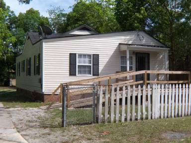 Main picture of 6711 Drayton St