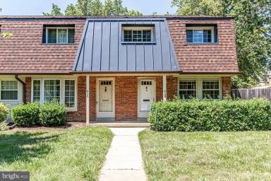 Main picture of 428 James Ct