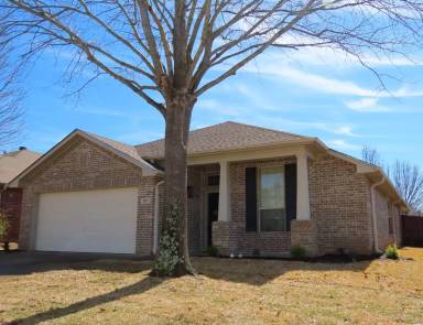 Main picture of 5871 Grace Ave