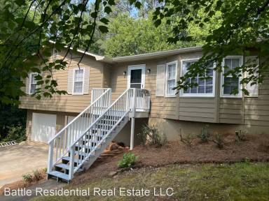 Main picture of 290 Carmon Dr