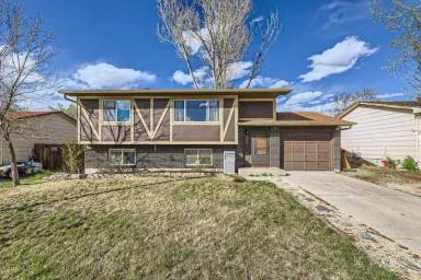 Main picture of 3830 Pearl Dr