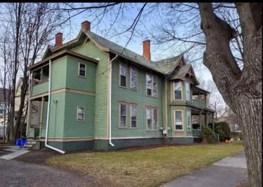 Main picture of 410 Maple Ave