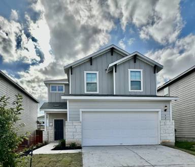Main picture of 62 Pacific Loon St