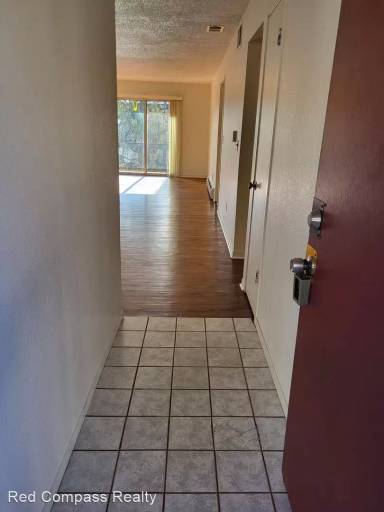 Main picture of 3154 Lakeside Dr