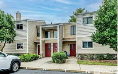 Main picture of 3 Carol Ct