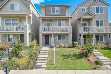 Main picture of 7687 NW Buckthorn Way