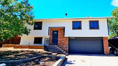 Main picture of 5825 N Smokerise Dr