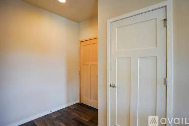 Main picture of 480 N Sherman Ave