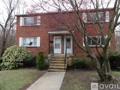 Main picture of 19 Kippy Dr