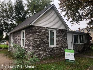 Main picture of 212 E Washington St